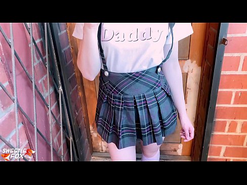 ❤️ ʻO ke kaikamahine kula e ʻū hohonu i kāna dick a hoʻopaʻa ʻia ma mua o nā papa. ️ Homemade porn iā mākou haw.desixxxtube.ru